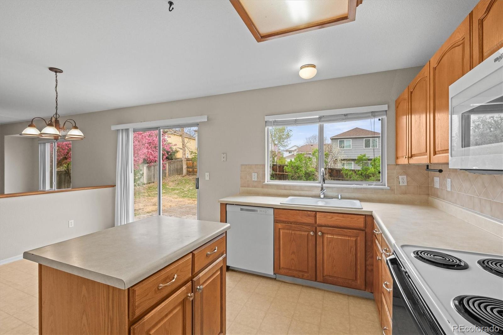 MLS Image #13 for 10193 e woodrose court,highlands ranch, Colorado