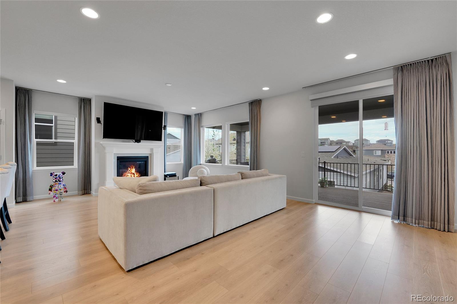 MLS Image #12 for 18335 w 94th avenue,arvada, Colorado