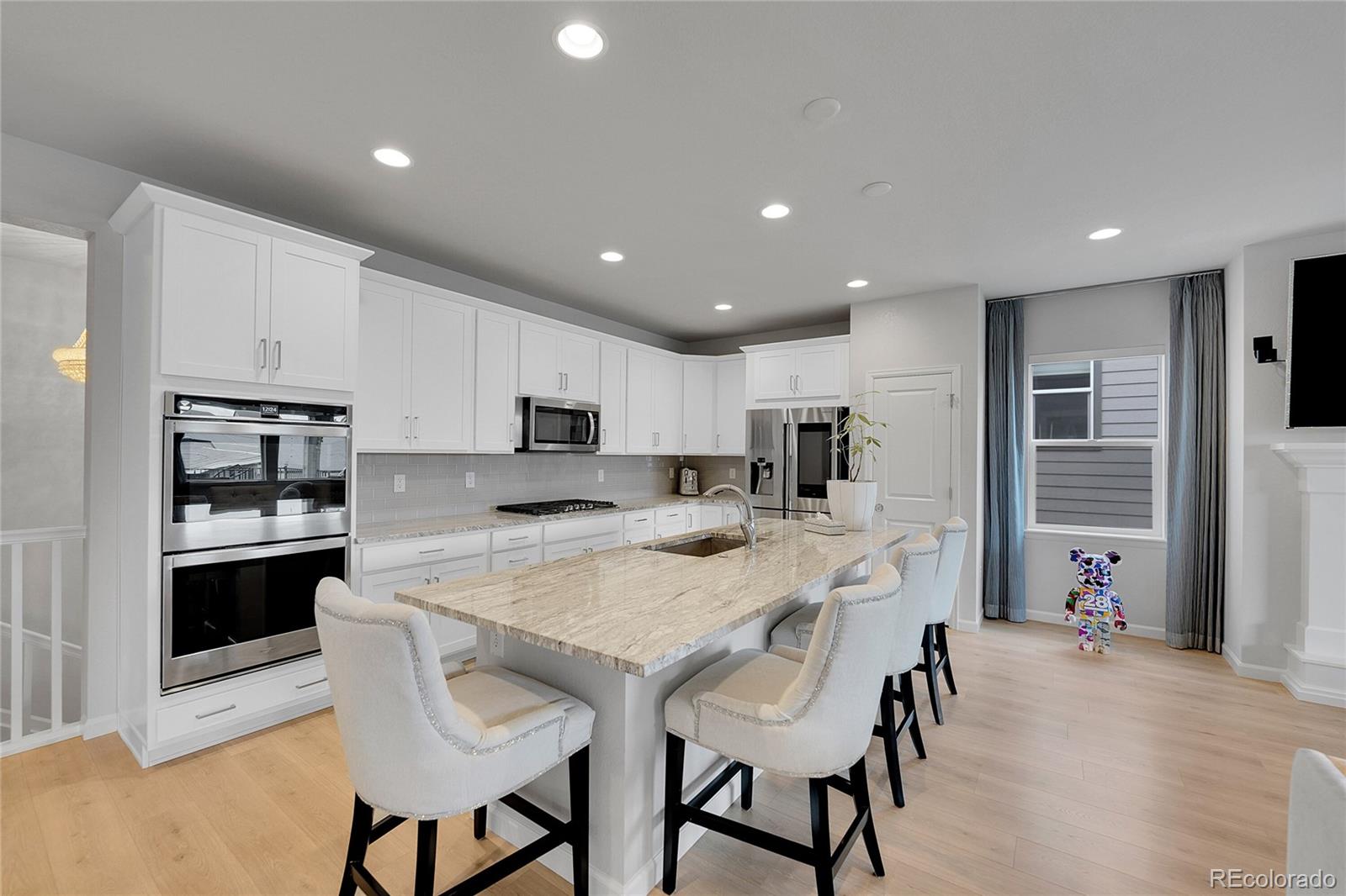 MLS Image #6 for 18335 w 94th avenue,arvada, Colorado