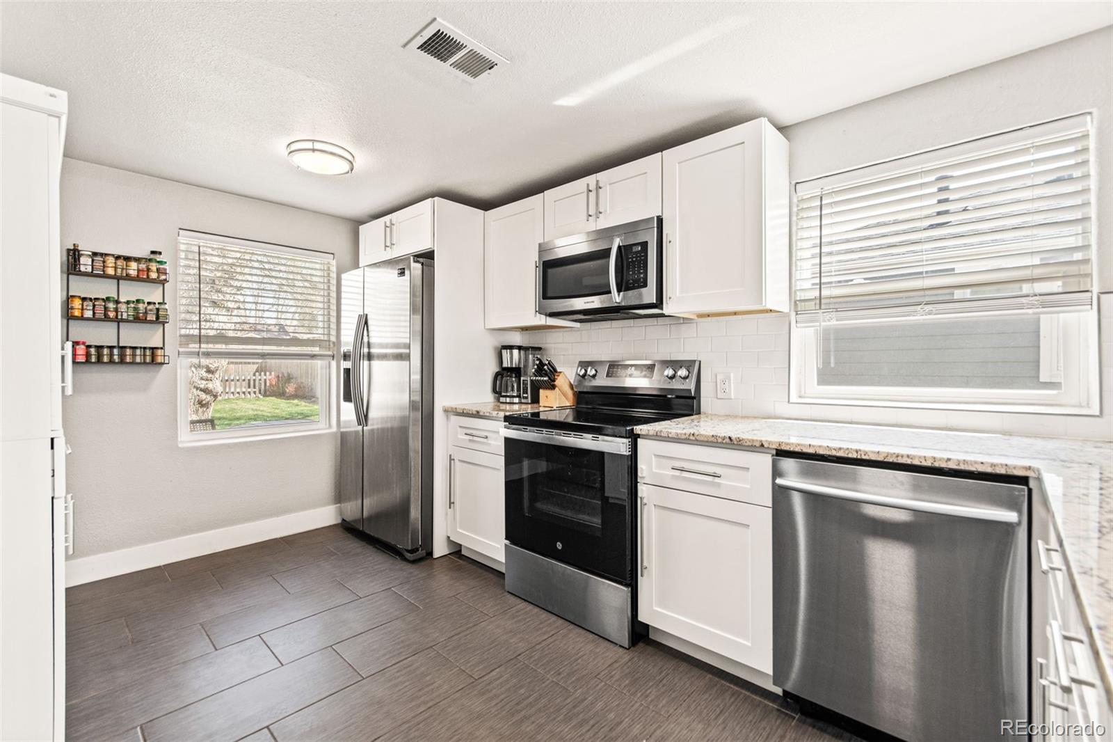MLS Image #10 for 4120 s lincoln street,englewood, Colorado