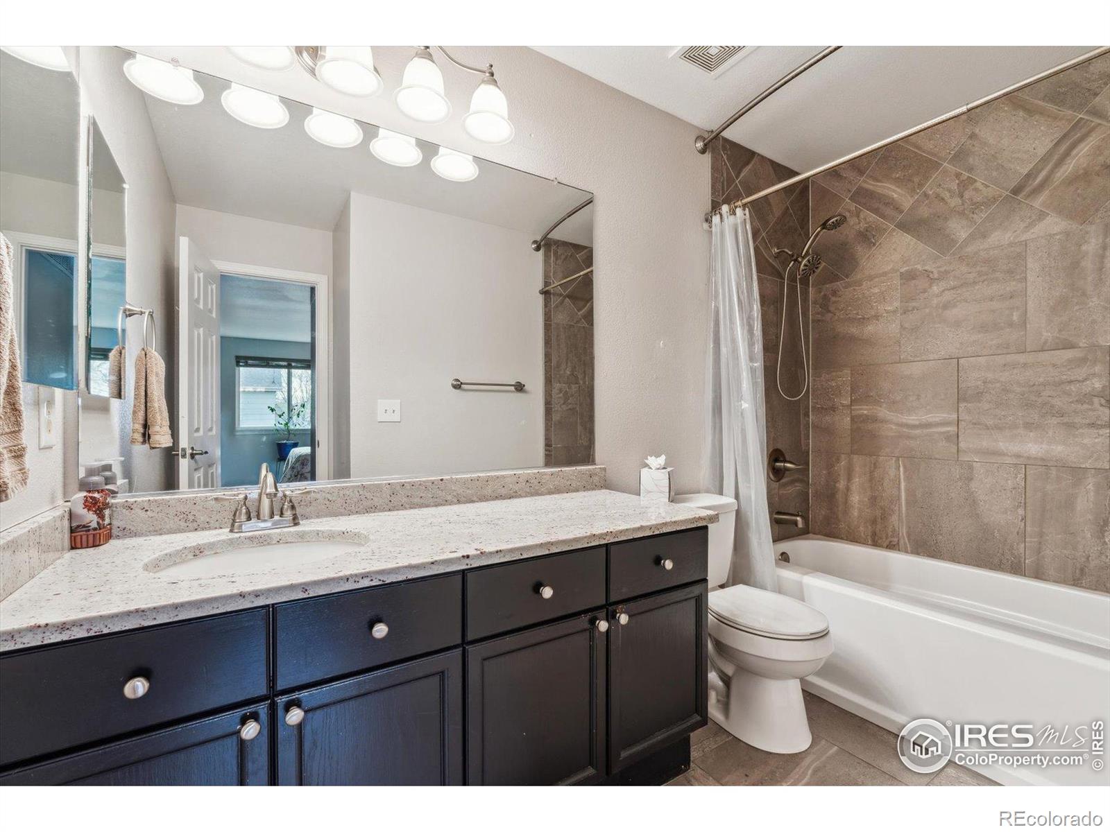 MLS Image #14 for 6774  st vrain ranch boulevard,firestone, Colorado