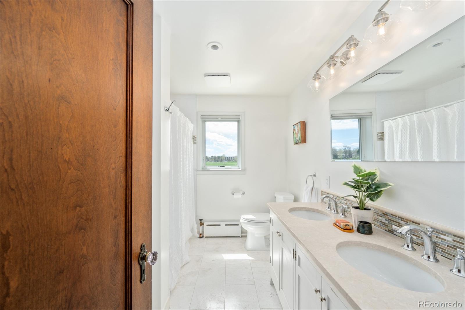 MLS Image #32 for 3811 e 26th avenue parkway,denver, Colorado