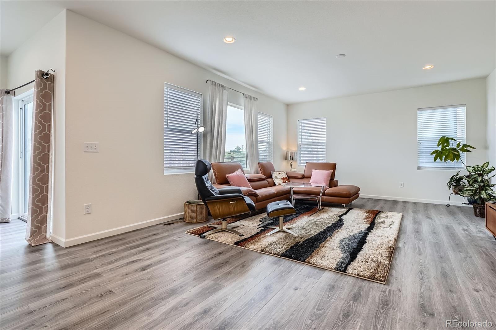 MLS Image #4 for 4903  basalt ridge circle,castle rock, Colorado