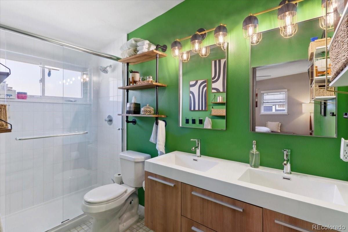 MLS Image #13 for 3383 s boston court,denver, Colorado