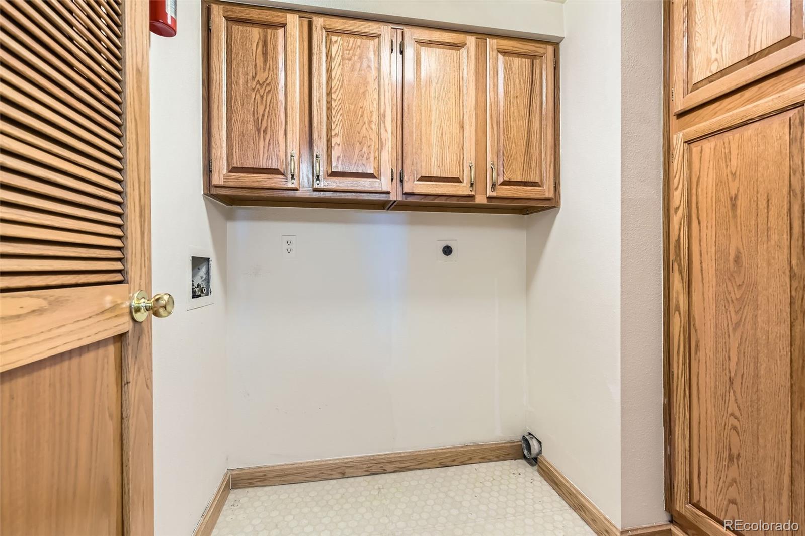 MLS Image #13 for 1900 e girard place,englewood, Colorado