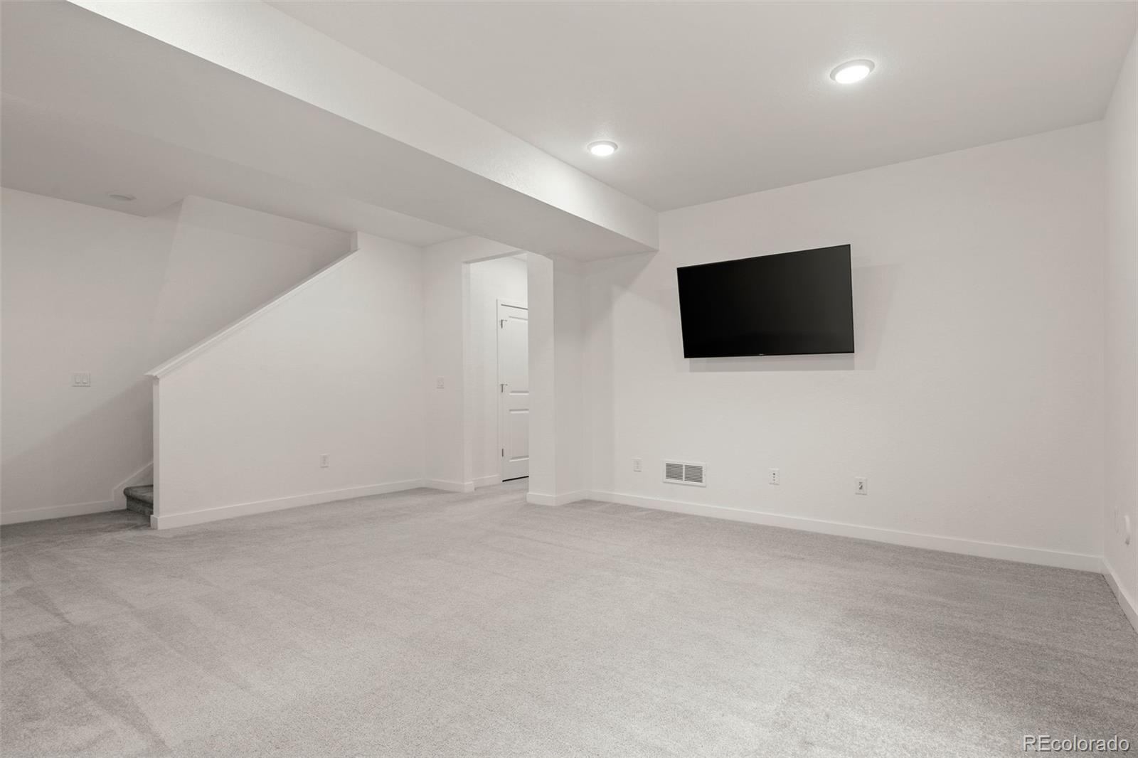 MLS Image #31 for 12547  lake view street,longmont, Colorado