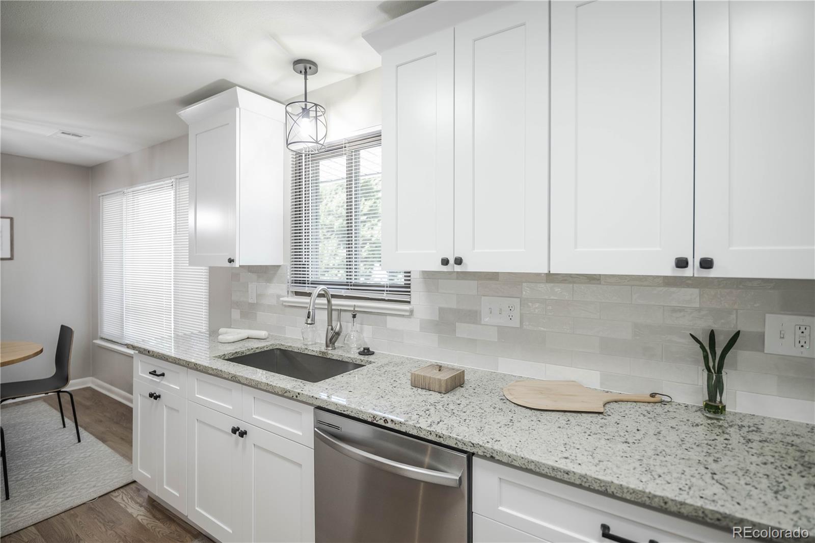MLS Image #5 for 863 s dudley street,lakewood, Colorado