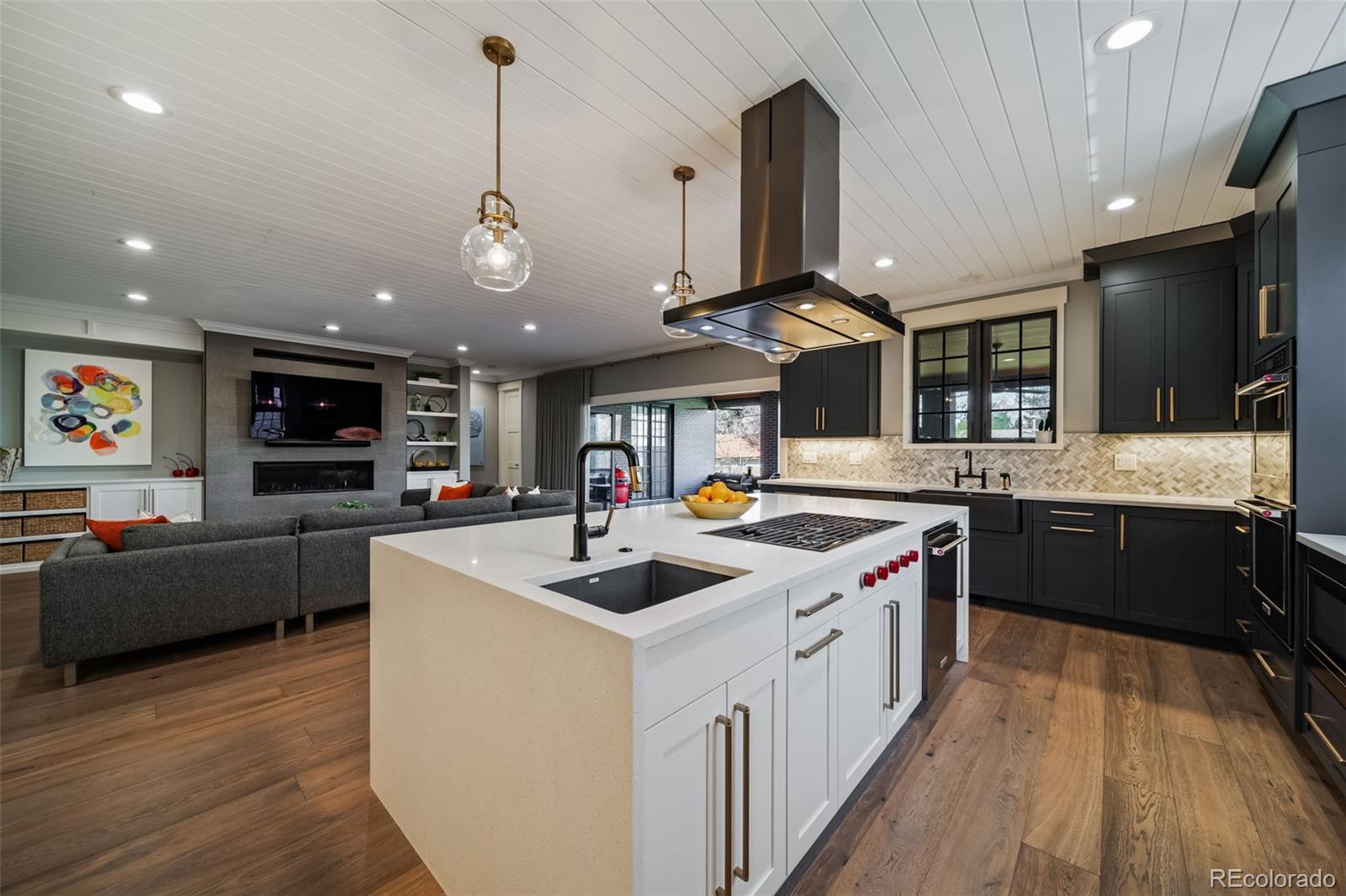 MLS Image #11 for 2732 s jackson street,denver, Colorado