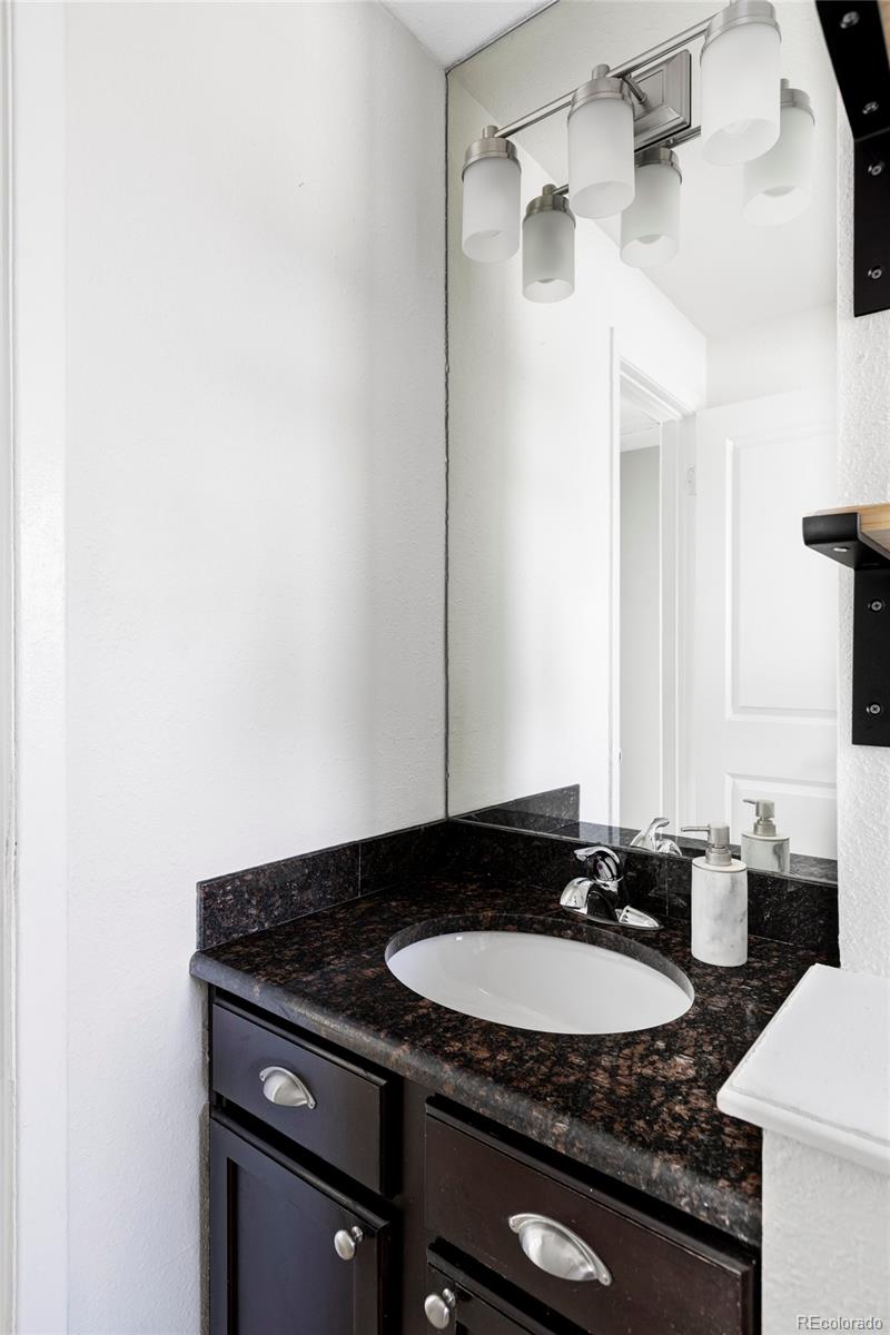 MLS Image #14 for 13055 e dakota avenue,aurora, Colorado