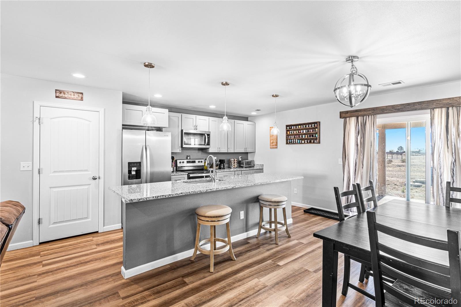 MLS Image #8 for 592 e earl drive,pueblo, Colorado