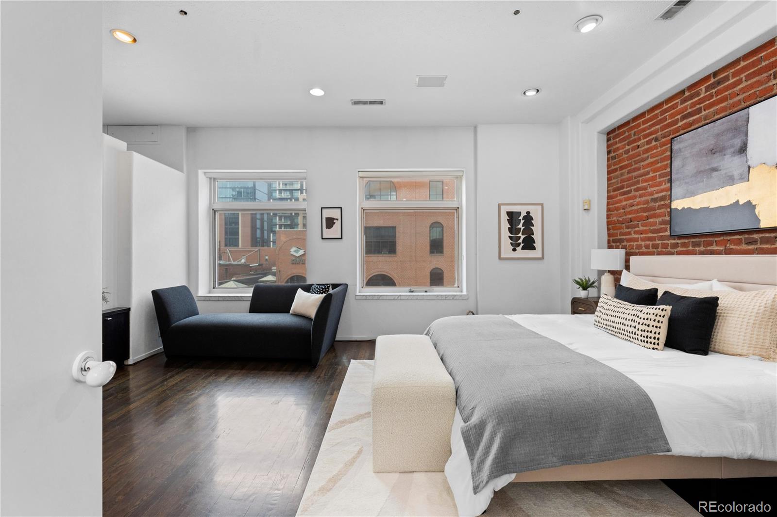 MLS Image #27 for 1940  blake street 300,denver, Colorado