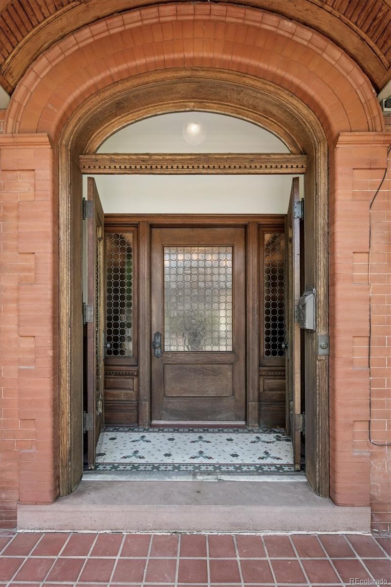 MLS Image #2 for 685 n emerson street,denver, Colorado