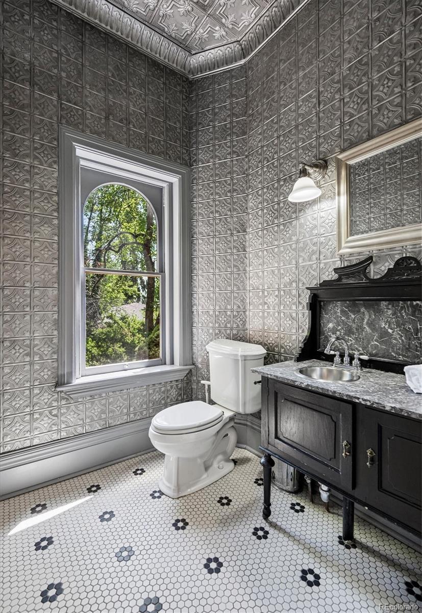 MLS Image #22 for 685 n emerson street,denver, Colorado