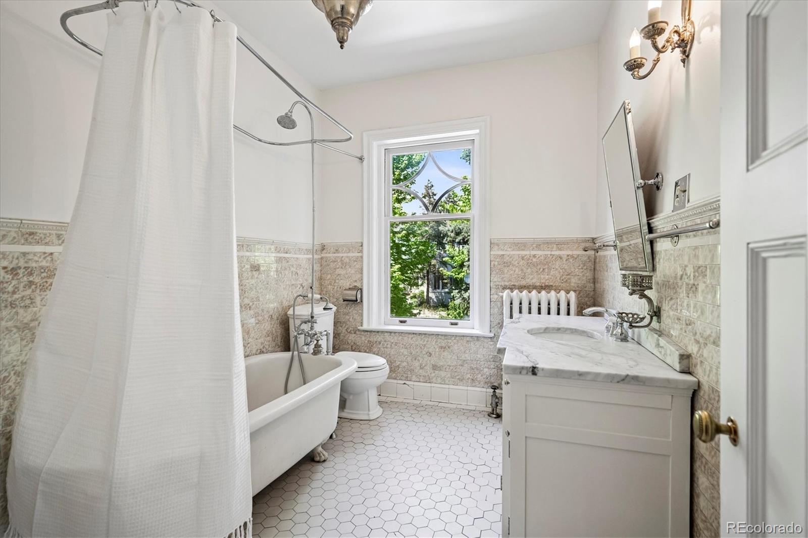 MLS Image #36 for 685 n emerson street,denver, Colorado