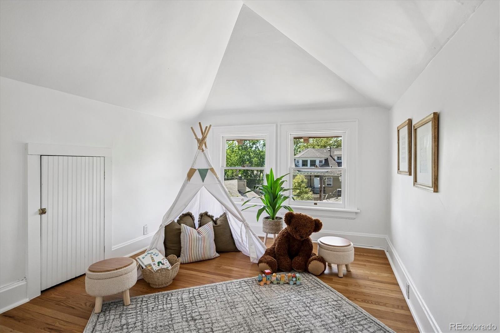 MLS Image #39 for 685 n emerson street,denver, Colorado