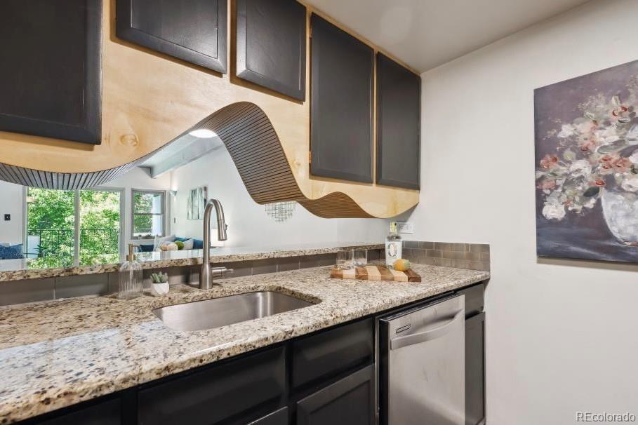 MLS Image #12 for 1265  elizabeth street,denver, Colorado