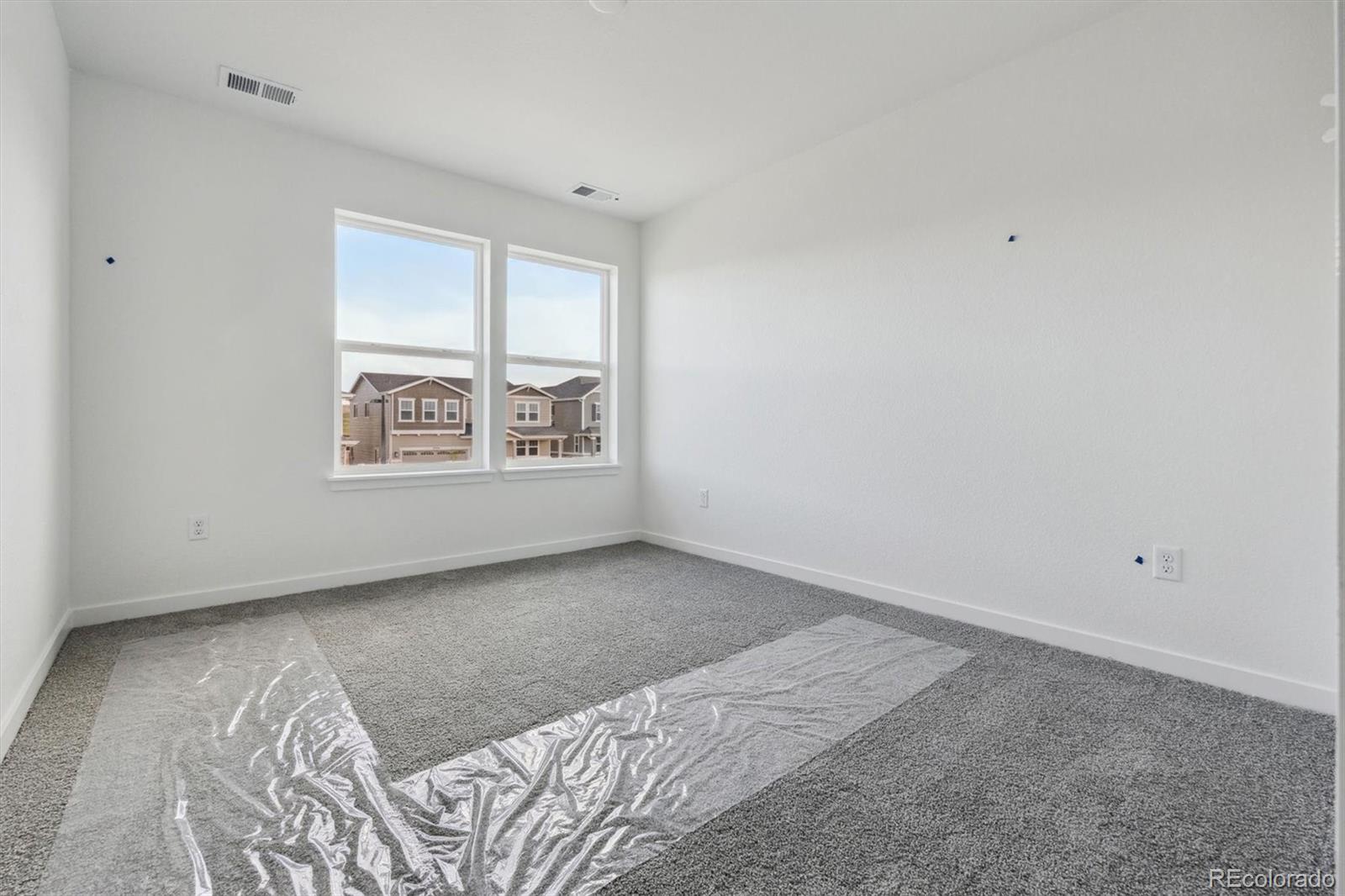 MLS Image #14 for 25273 e warren place,aurora, Colorado