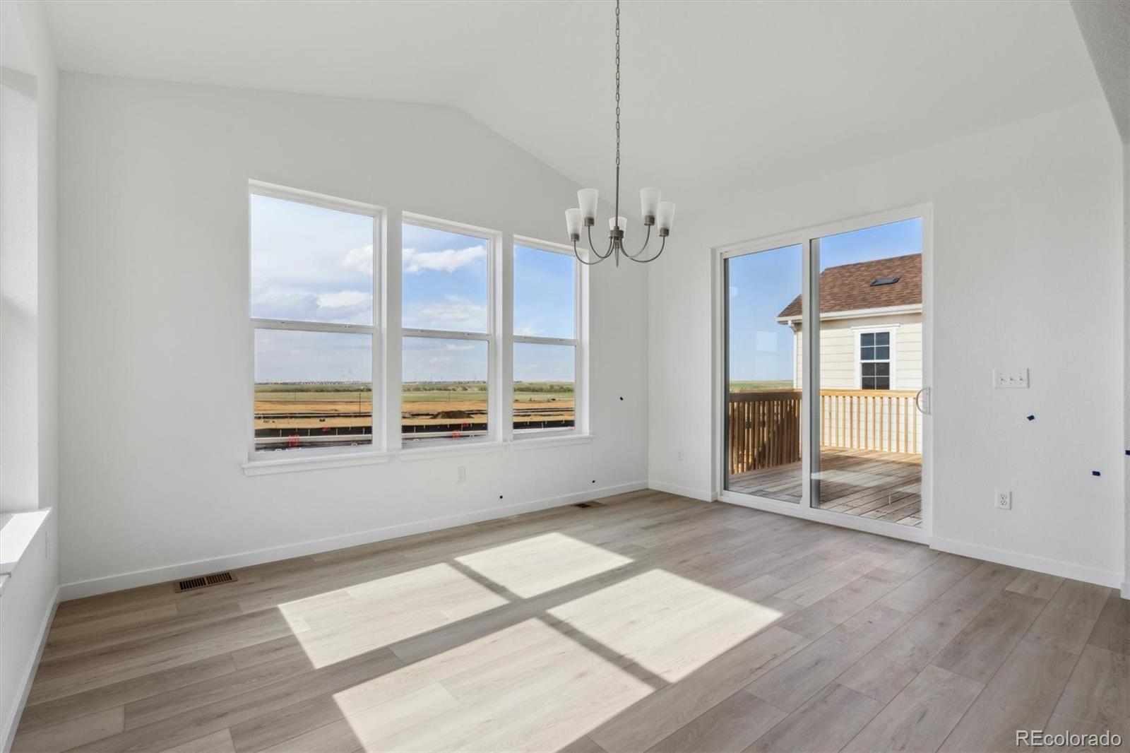 MLS Image #8 for 25273 e warren place,aurora, Colorado