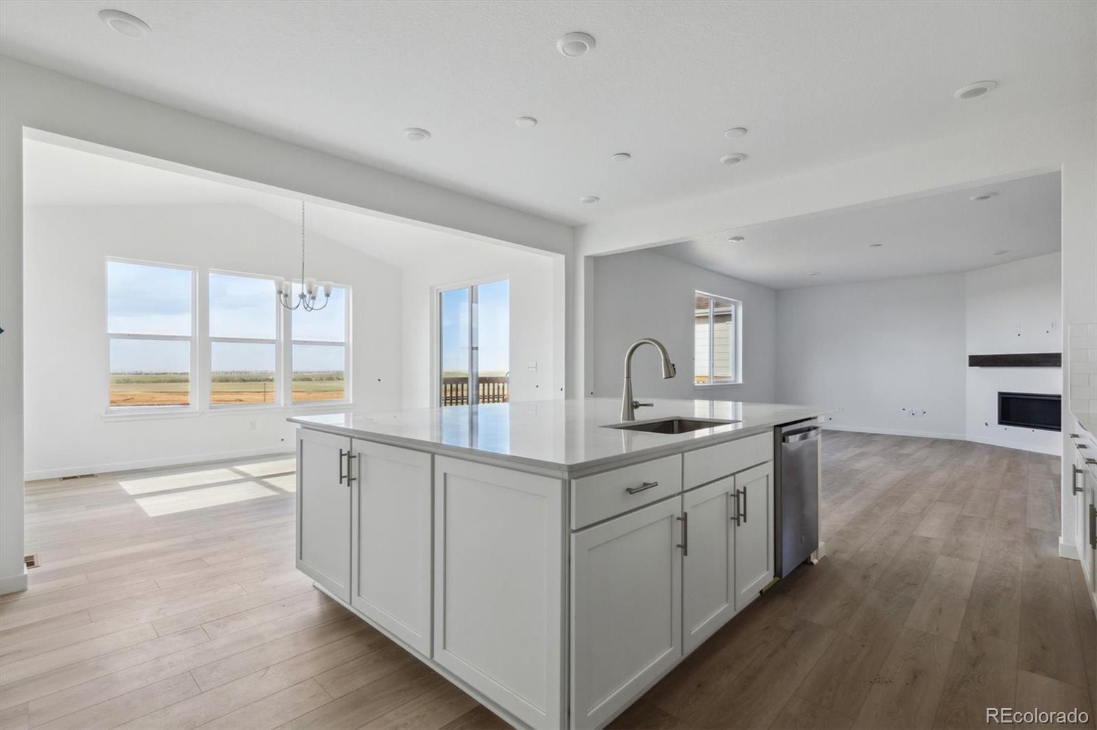 MLS Image #9 for 25273 e warren place,aurora, Colorado
