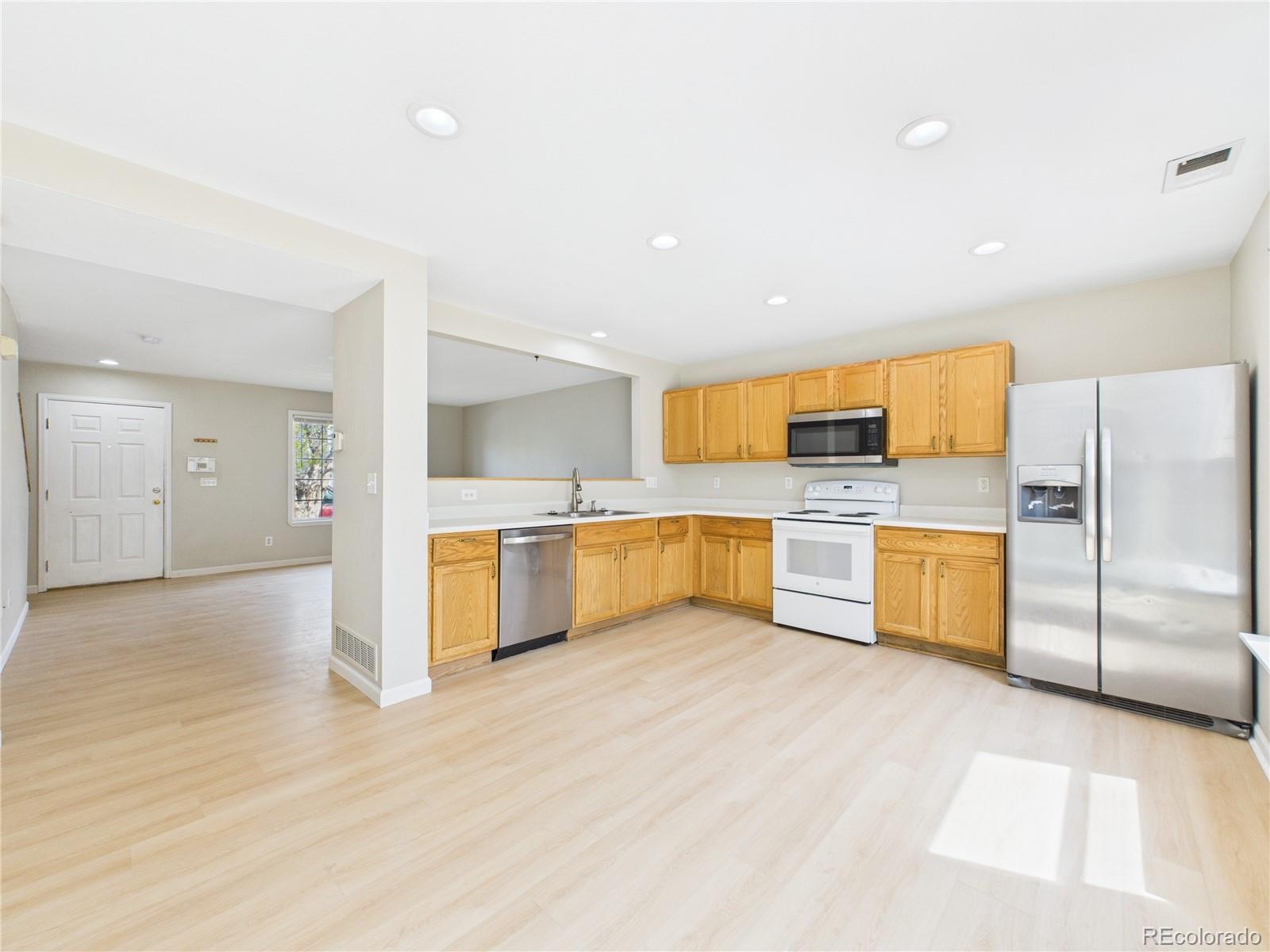 MLS Image #9 for 5010 e 100th drive,thornton, Colorado