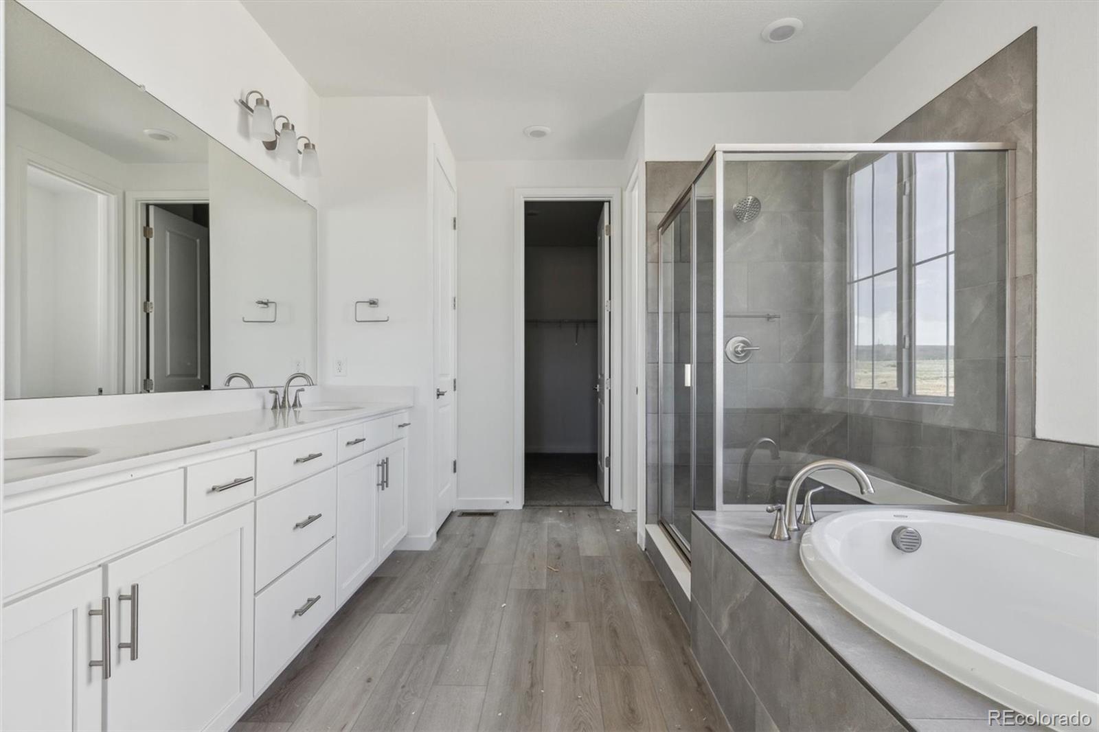 MLS Image #12 for 25204 e warren place,aurora, Colorado