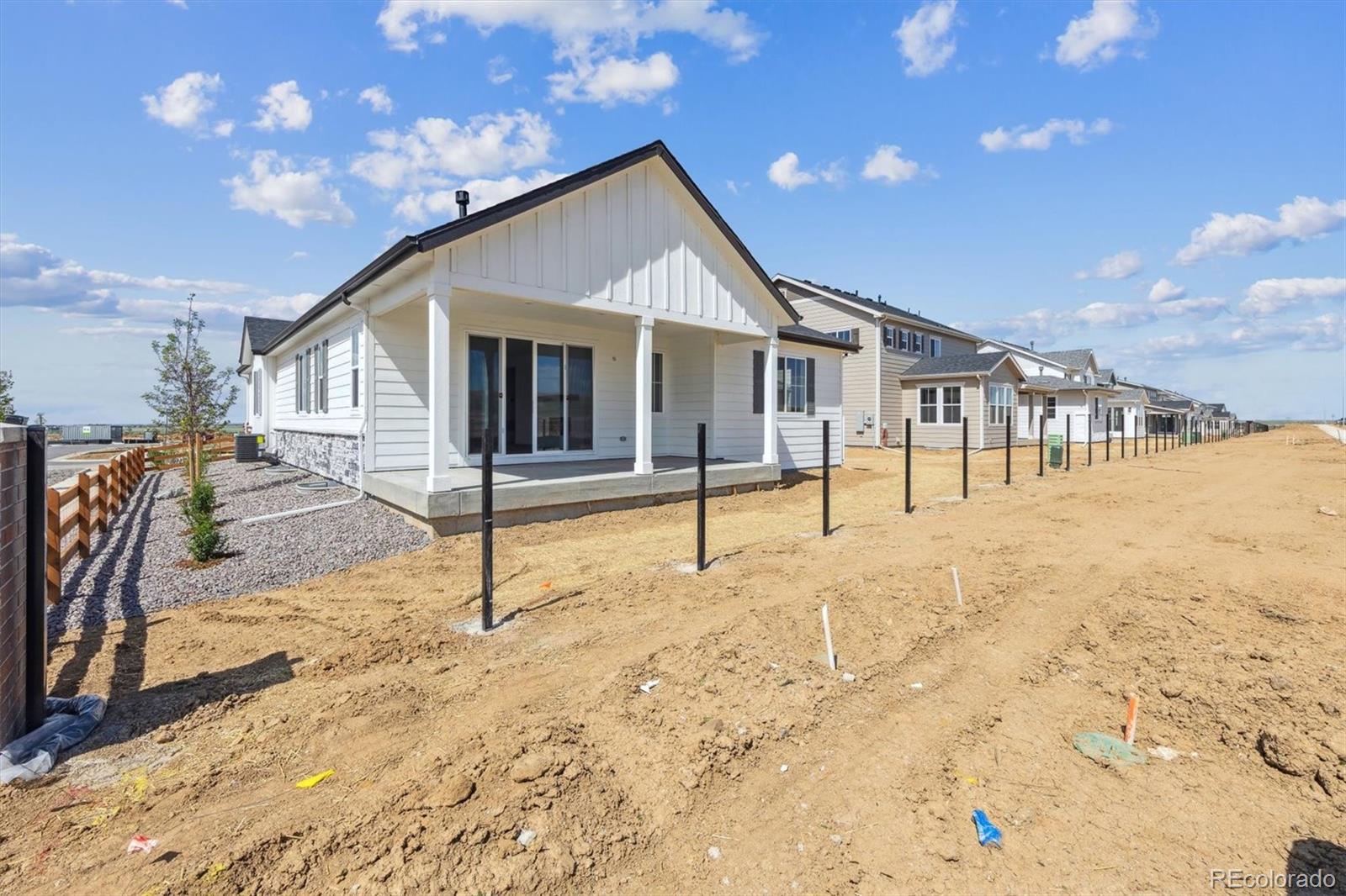 MLS Image #17 for 25204 e warren place,aurora, Colorado