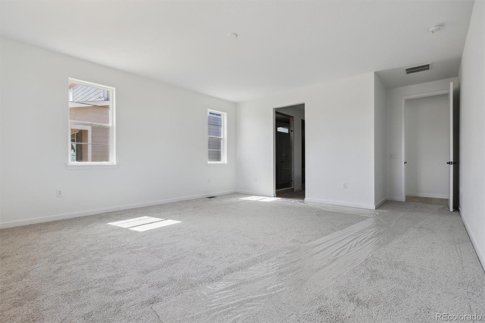 MLS Image #11 for 25224 e warren place,aurora, Colorado