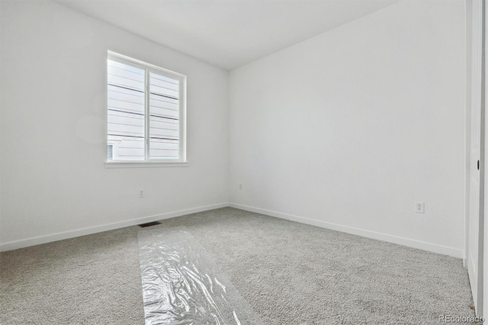 MLS Image #3 for 25224 e warren place,aurora, Colorado