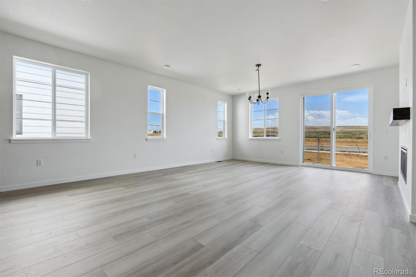 MLS Image #9 for 25224 e warren place,aurora, Colorado