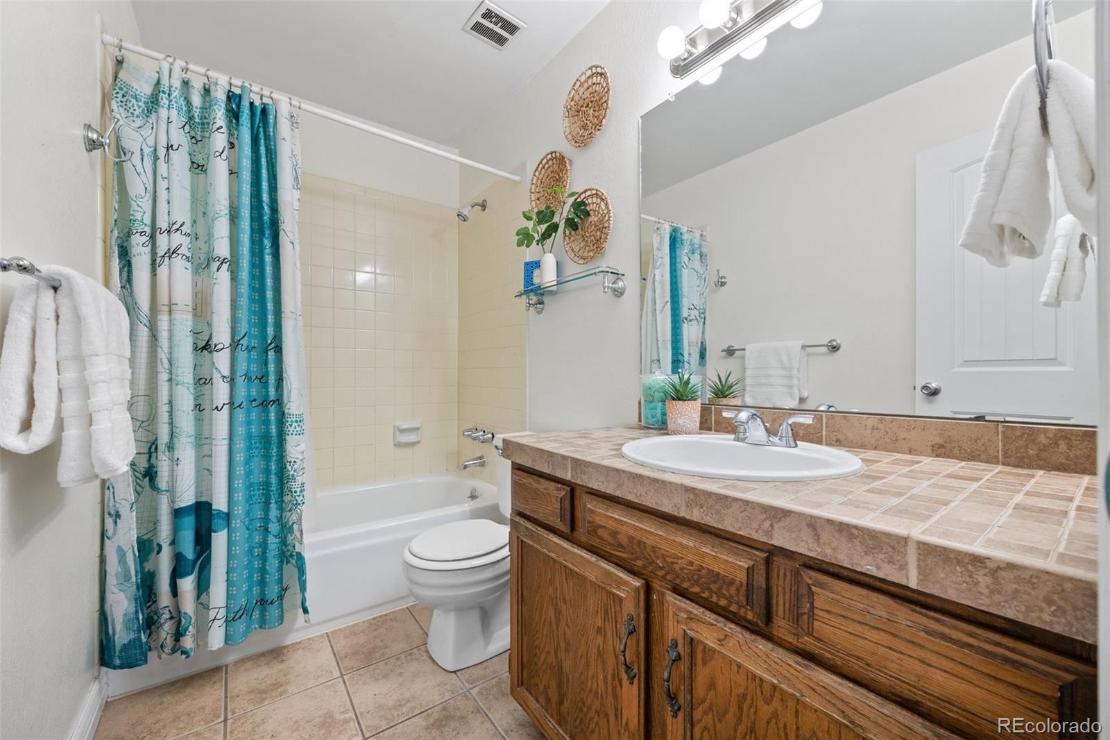 MLS Image #28 for 10144 e jewell avenue,aurora, Colorado