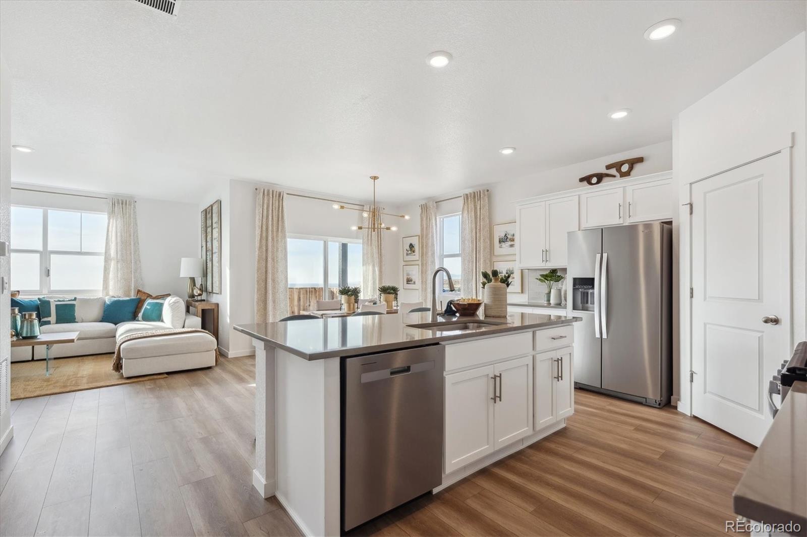 MLS Image #11 for 9940  biscay street,commerce city, Colorado