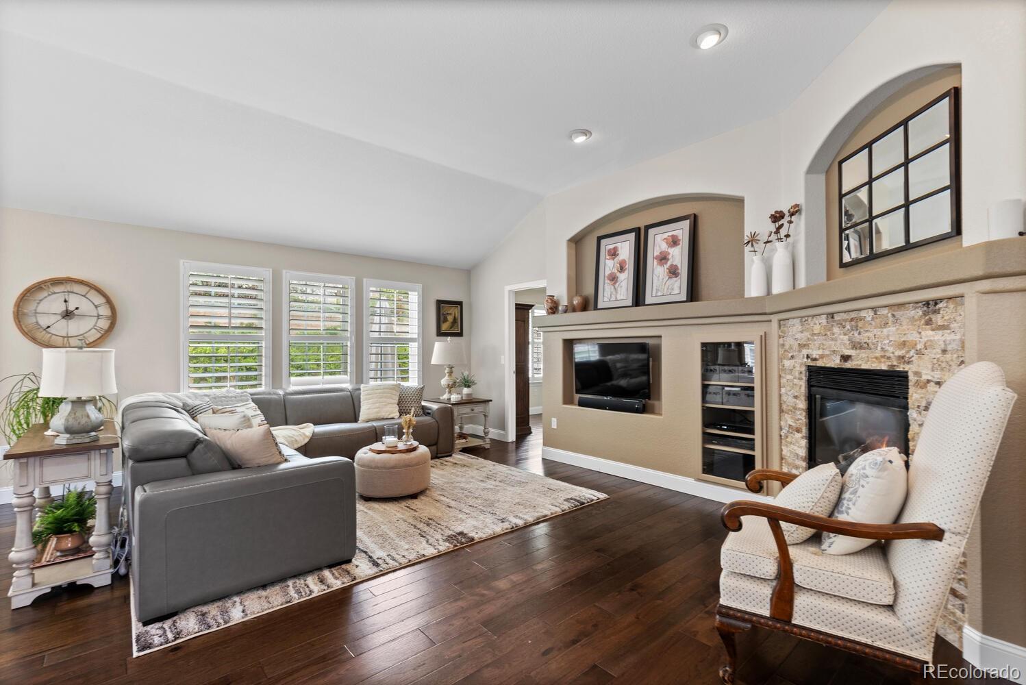 MLS Image #2 for 8216 s tempe court,aurora, Colorado