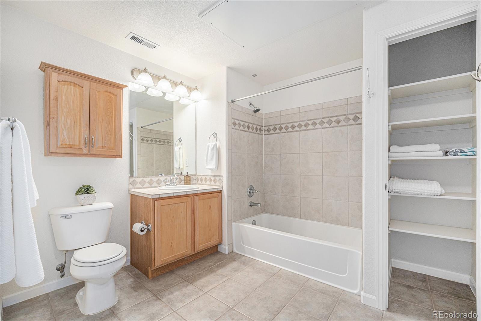 MLS Image #11 for 10149 w 55th drive,arvada, Colorado