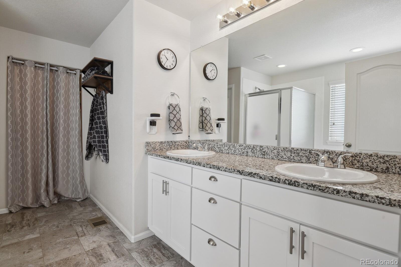 MLS Image #16 for 4830 s versailles street,aurora, Colorado