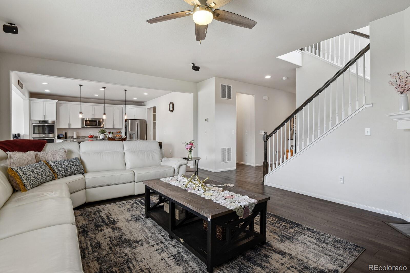 MLS Image #5 for 4830 s versailles street,aurora, Colorado