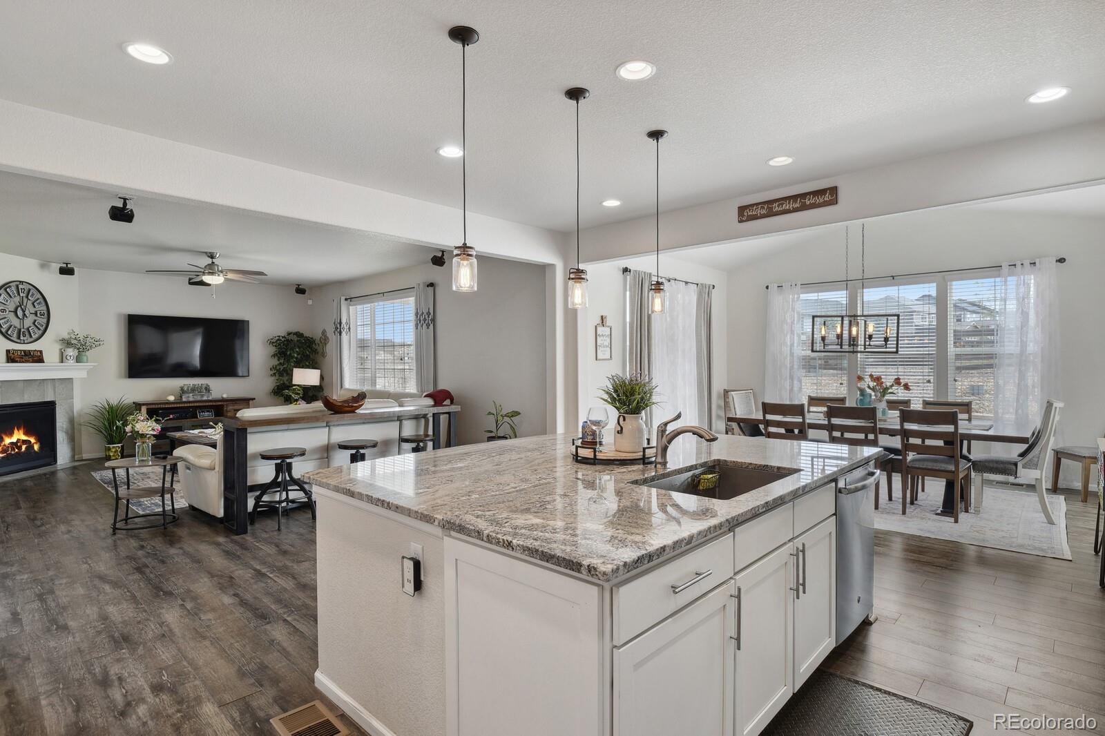 MLS Image #7 for 4830 s versailles street,aurora, Colorado