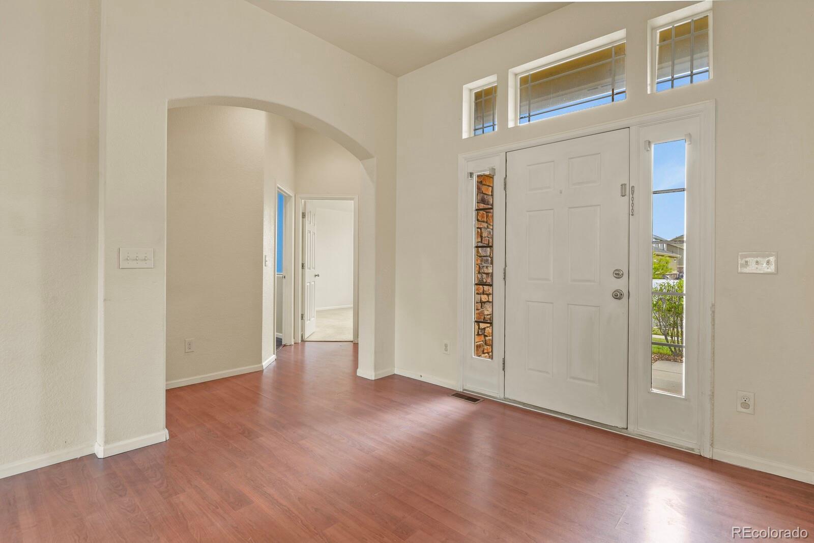 MLS Image #2 for 297 n coolidge way,aurora, Colorado