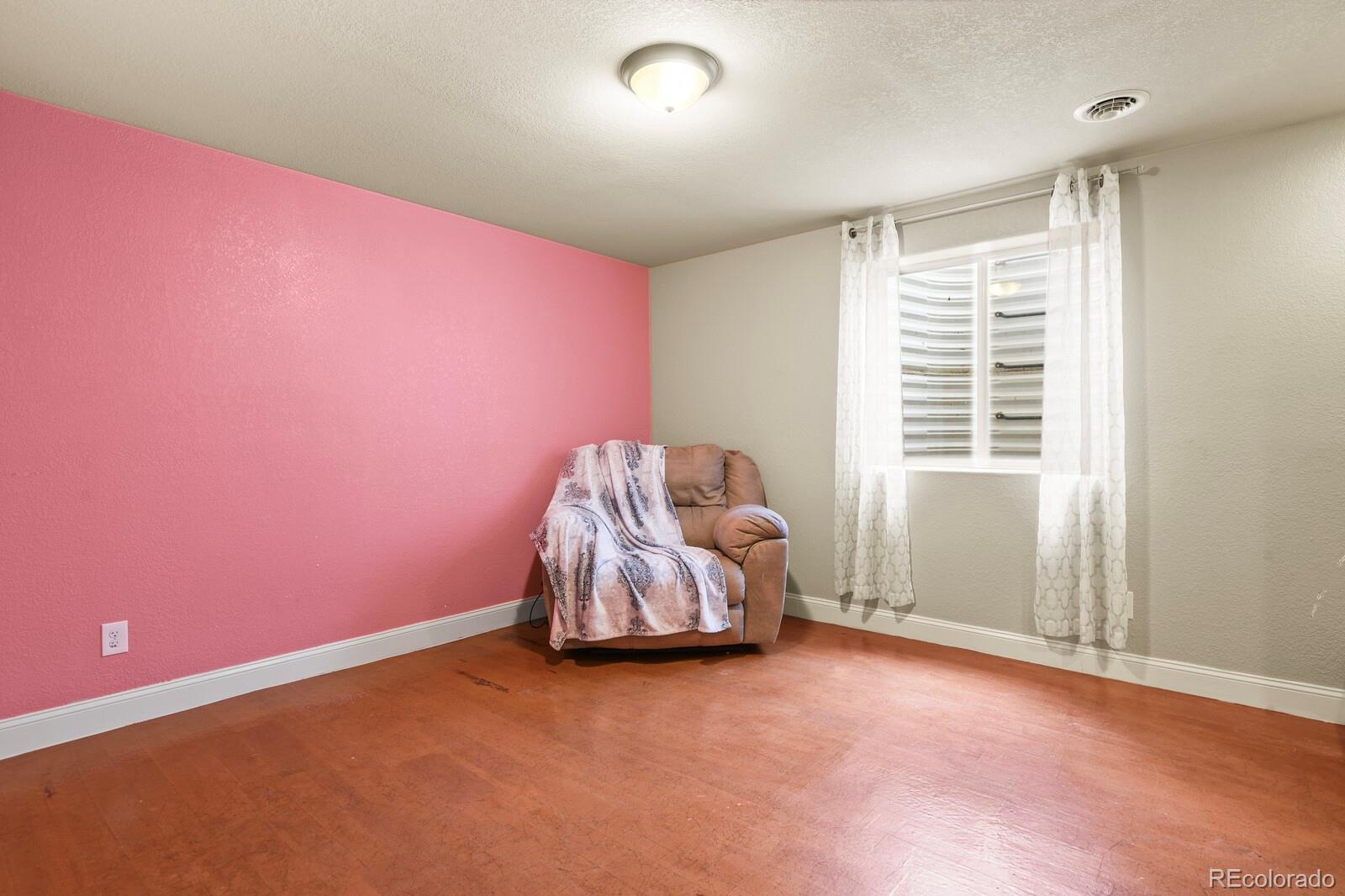 MLS Image #37 for 297 n coolidge way,aurora, Colorado