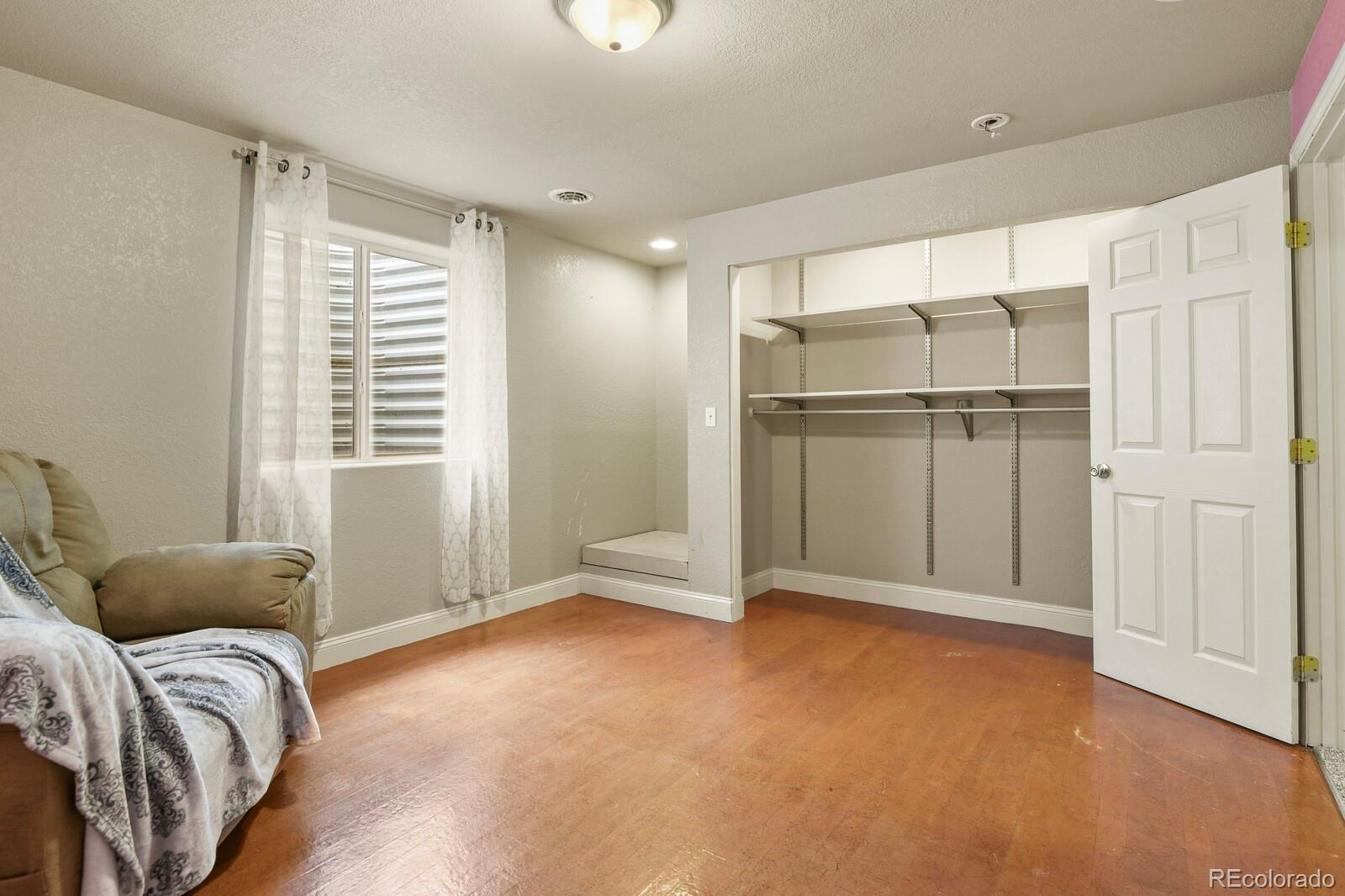 MLS Image #38 for 297 n coolidge way,aurora, Colorado