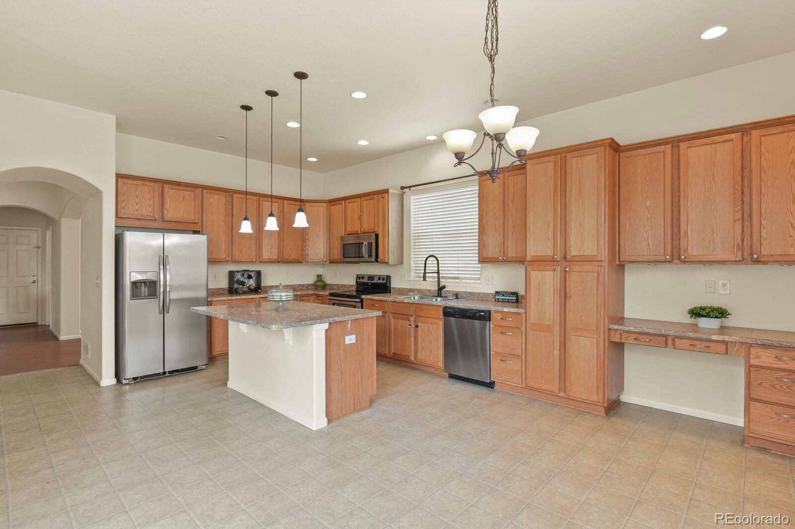 MLS Image #9 for 297 n coolidge way,aurora, Colorado
