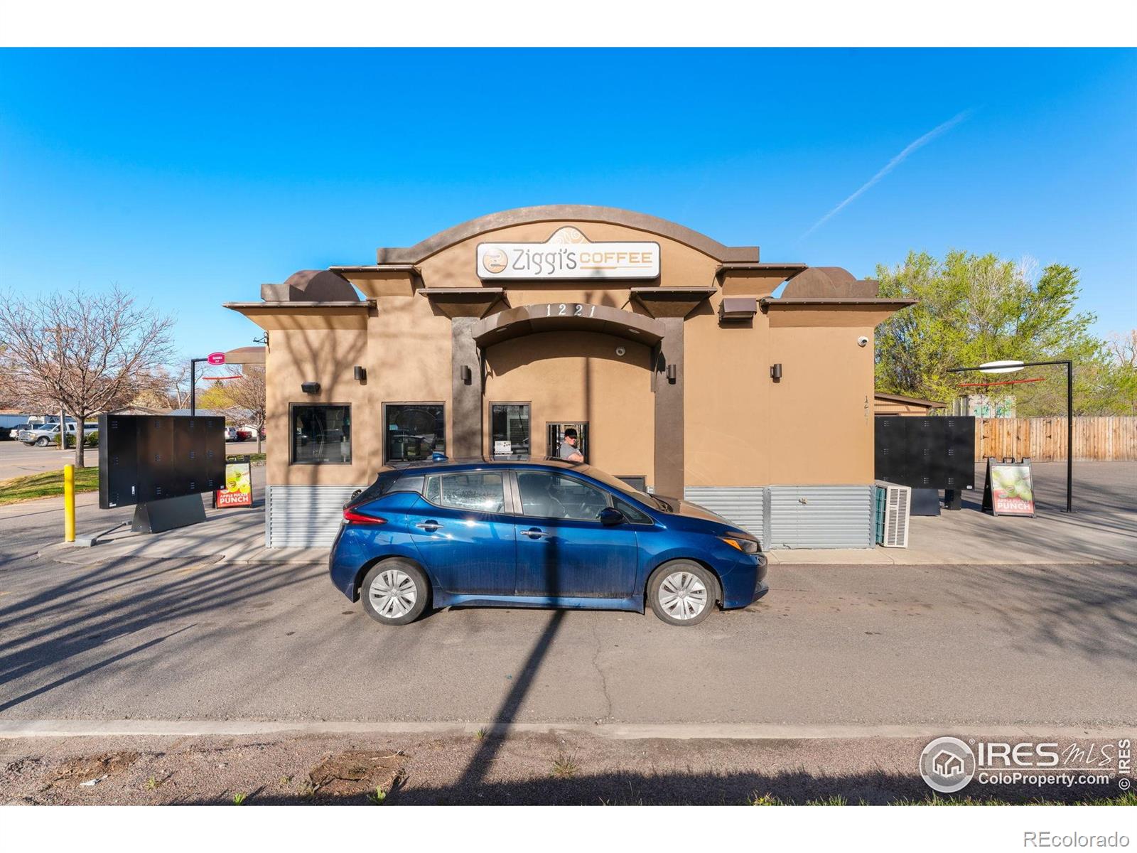 MLS Image #2 for 1221 s main street,longmont, Colorado