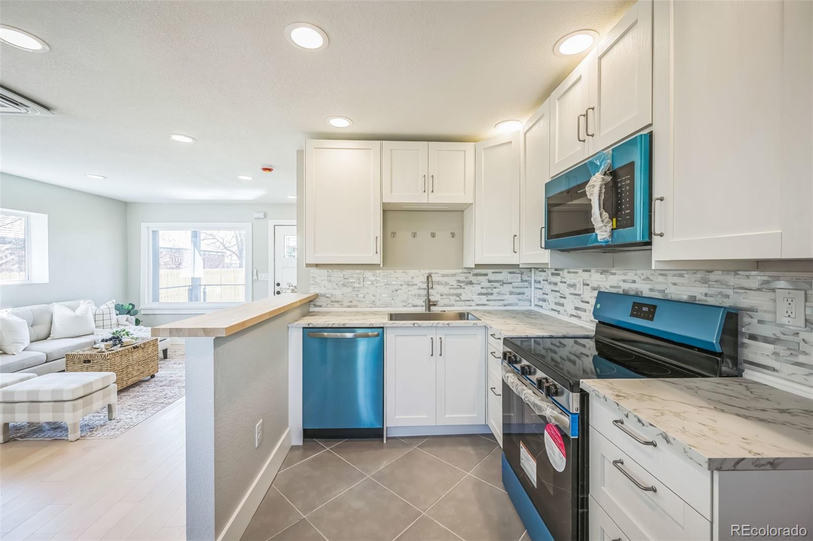 MLS Image #9 for 6494  magnolia street,commerce city, Colorado