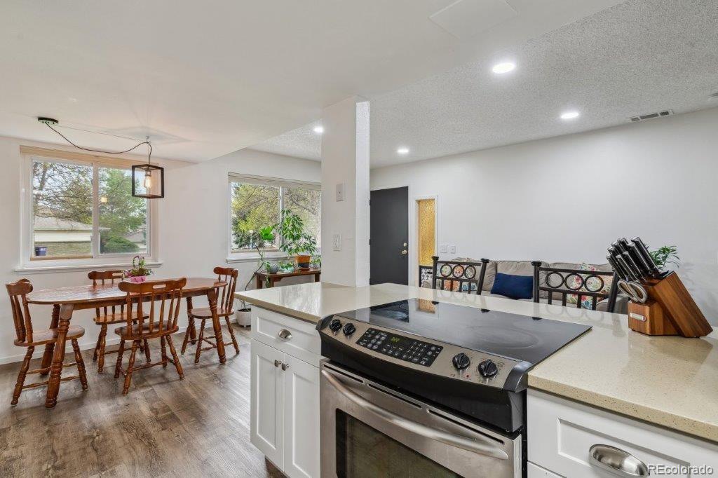 MLS Image #11 for 9195 e lehigh avenue,denver, Colorado