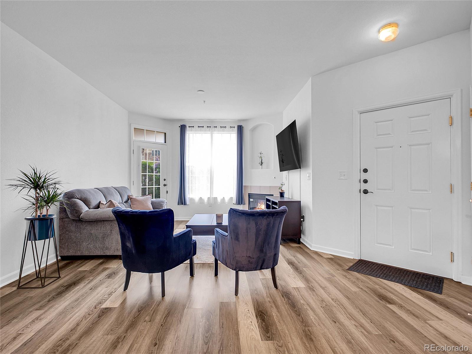 MLS Image #5 for 5765 n genoa way 1-103,aurora, Colorado
