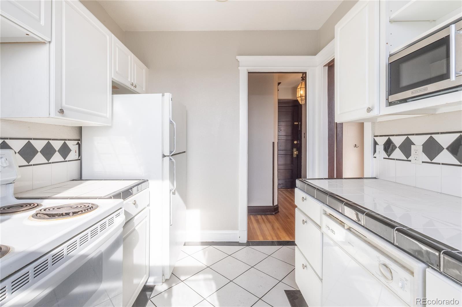 MLS Image #25 for 1475 n humboldt street,denver, Colorado