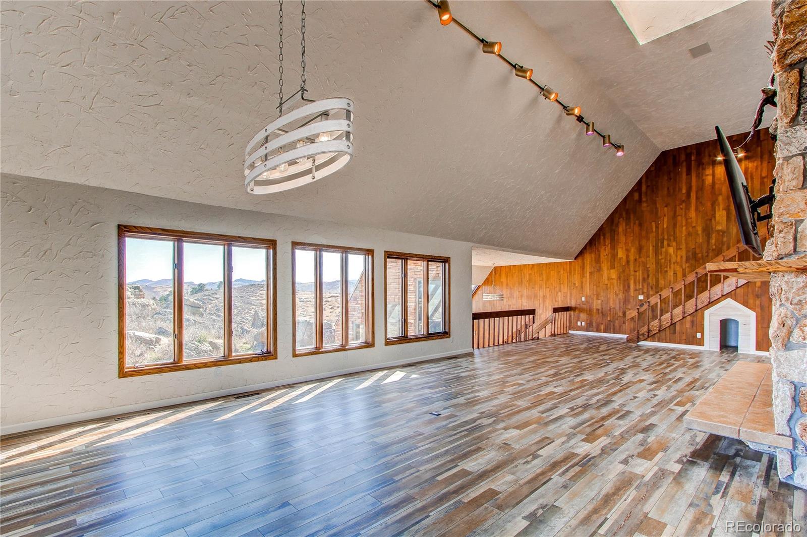 MLS Image #7 for 7333  leslie drive,loveland, Colorado