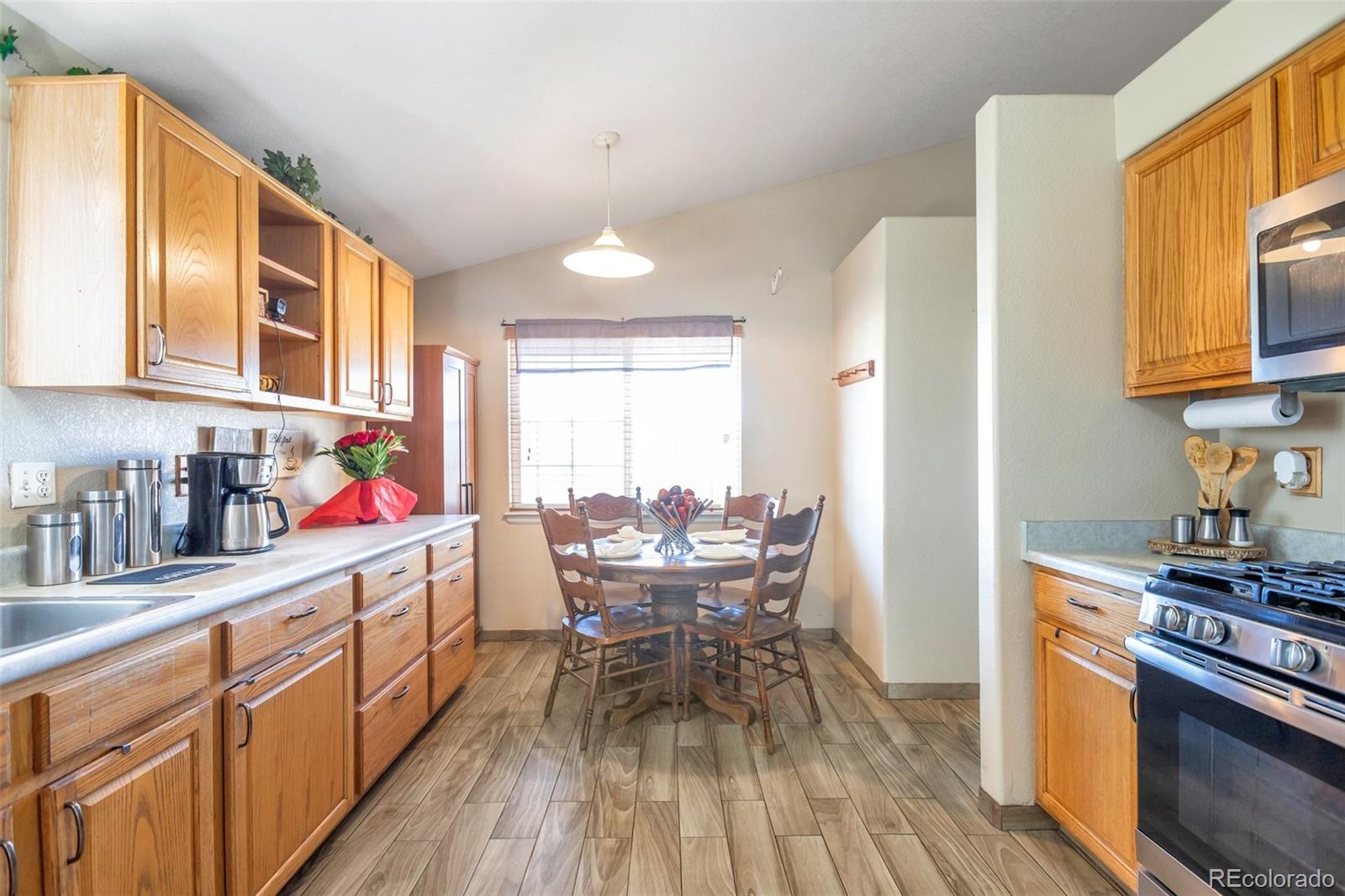 MLS Image #5 for 5106  eagle court,denver, Colorado