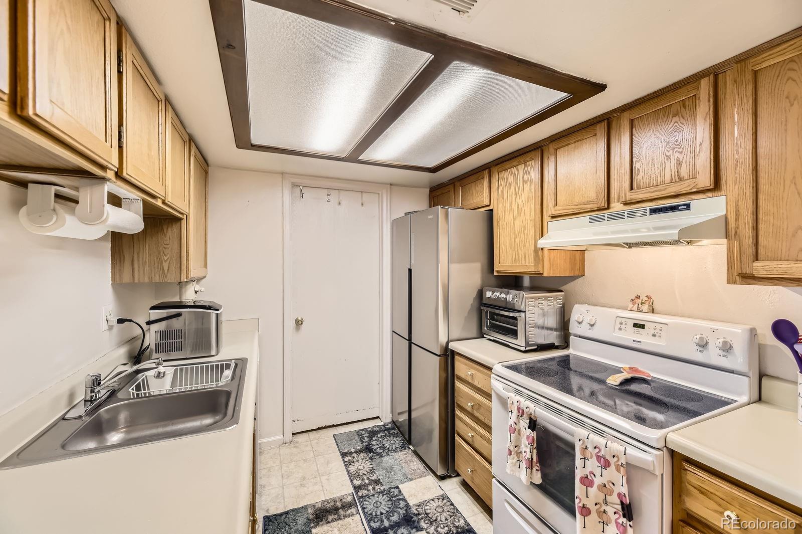 MLS Image #10 for 481 s kalispell way,aurora, Colorado