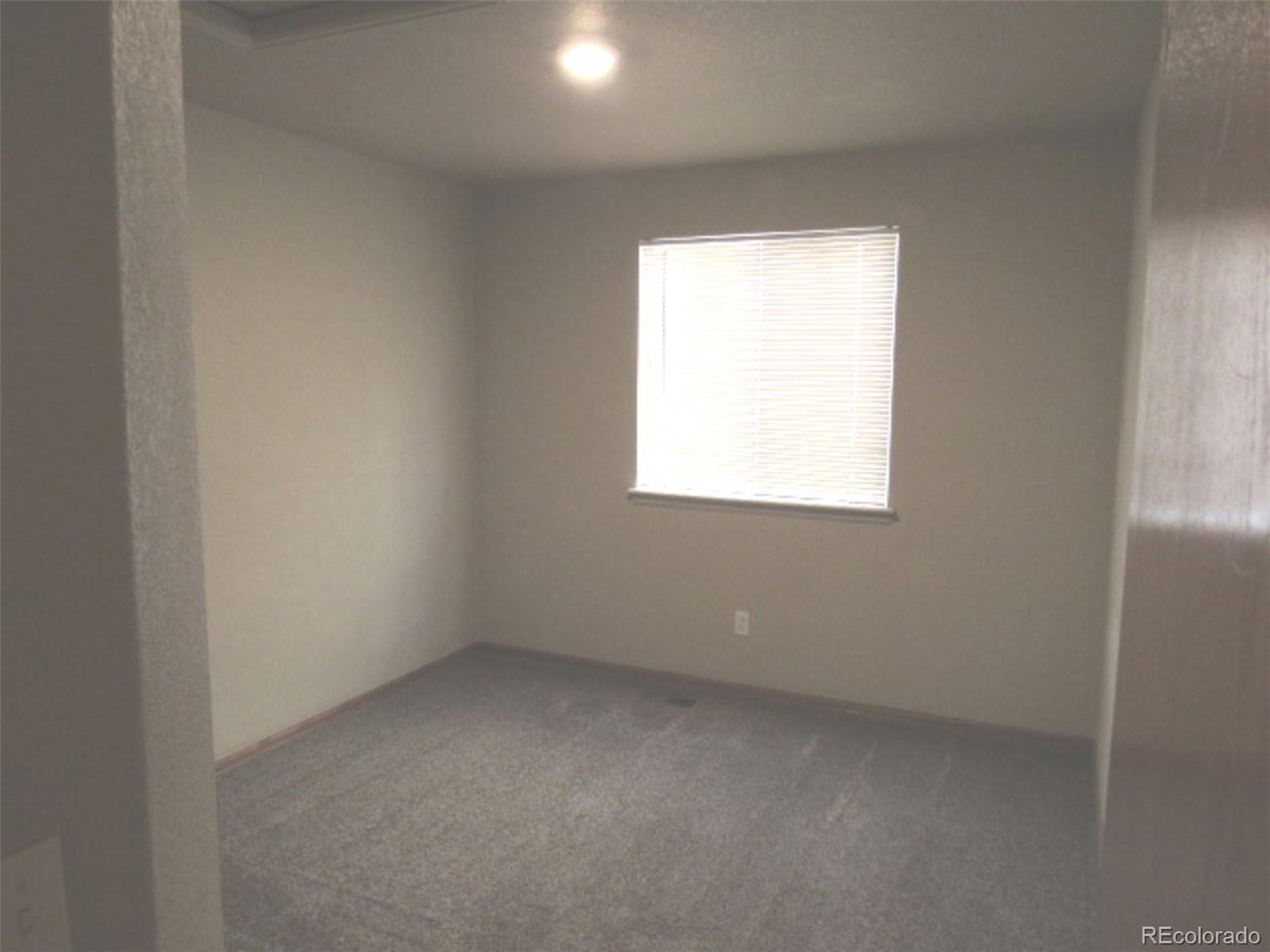 MLS Image #13 for 21444 e lehigh avenue,aurora, Colorado