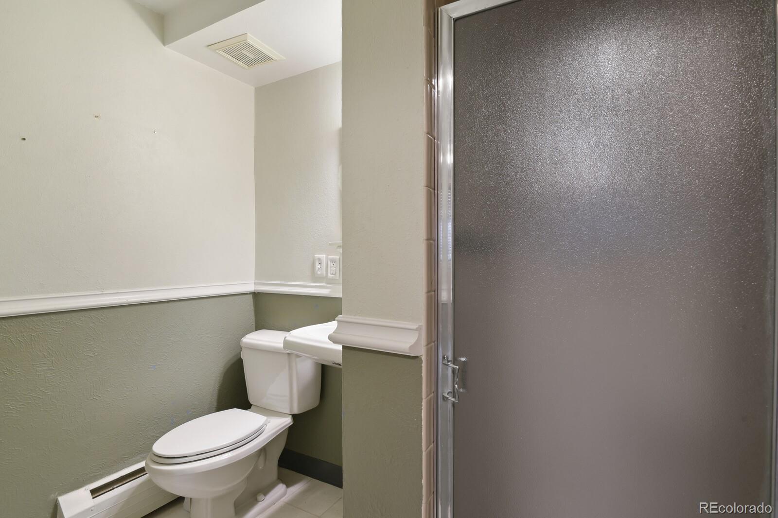MLS Image #34 for 5460 s locust street,greenwood village, Colorado